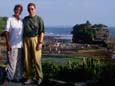 Wir beim Tempel Tanah Lot (53 kB)